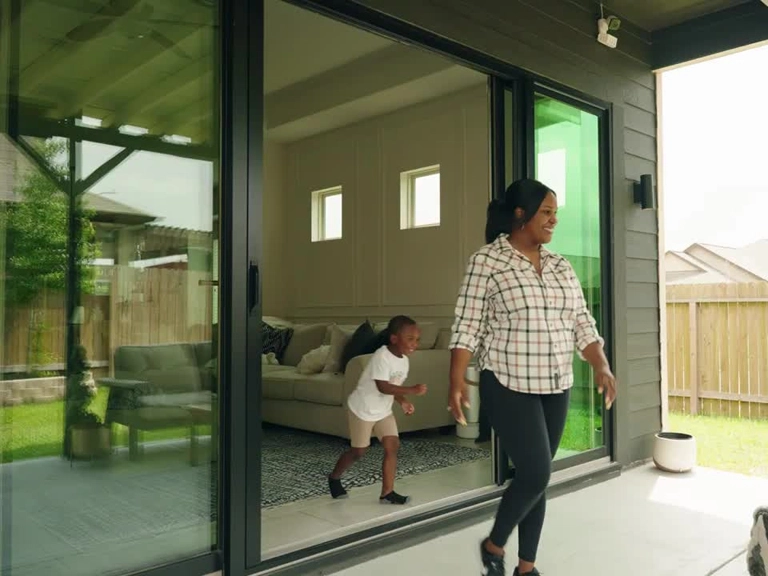 Sincan Pileli Sineklik Sineklere Karşı Akıllı