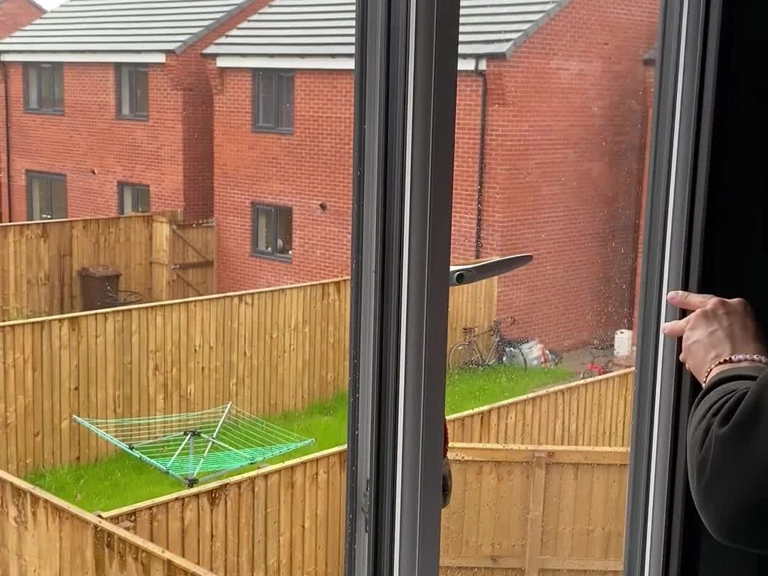 Sincan Stor Sineklik Haşeresiz Mutlu Alan